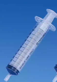 PC Hot Runner Injection Molding Syringe Plug Cetakan Medis OEM