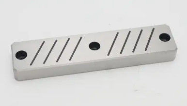 S136 Plastic Injection Molded Parts S50C ABS Oil Groove Wear Block Mould