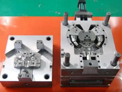 Customized Plastic Injection Mould / Molding Multi Cavity ISO9001